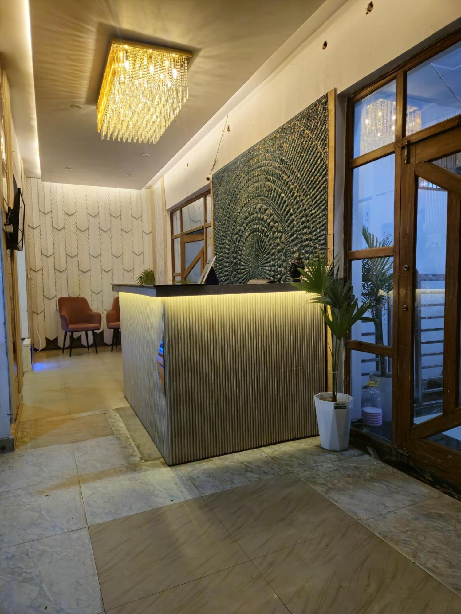 Hotel Royal Orchid Alīgarh Exterior foto